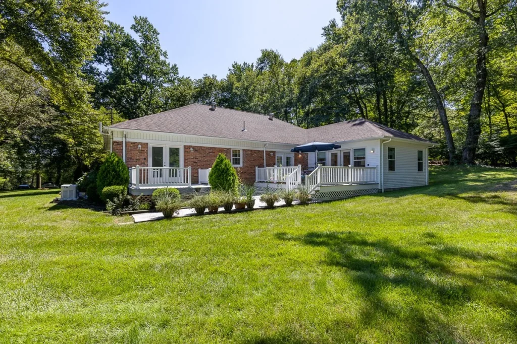 Just Like Home residential memory care home in Shelton, Connecticut